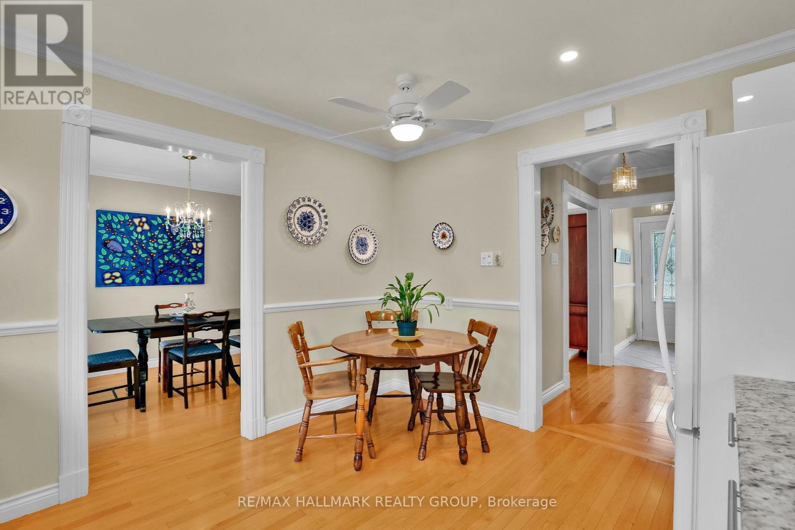 3242 ALBION ROAD S - 20