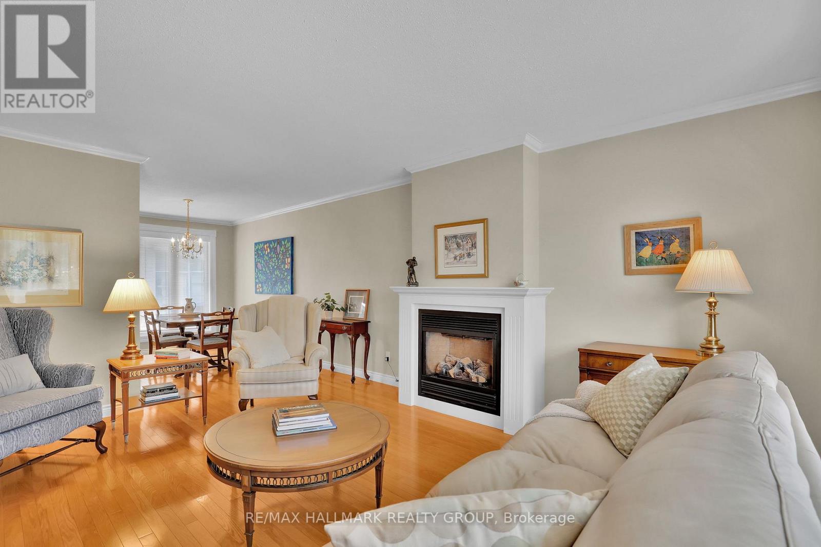 3242 ALBION ROAD S - 10