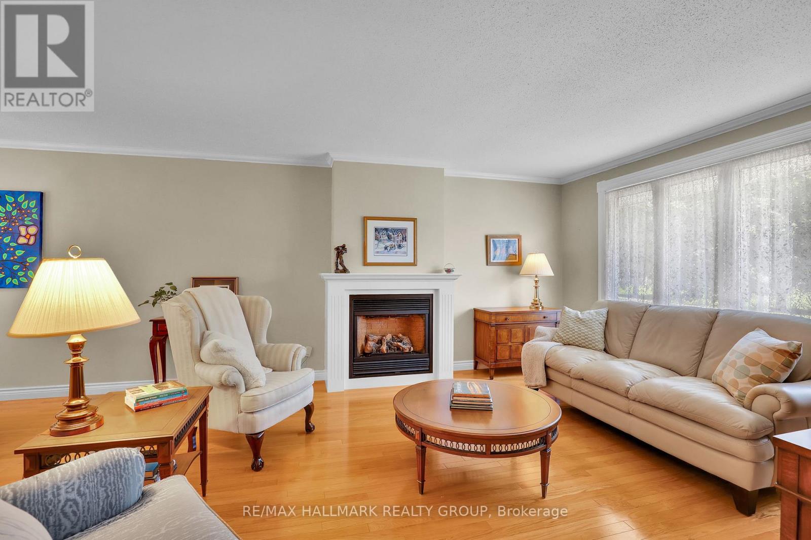 3242 ALBION ROAD S - 11