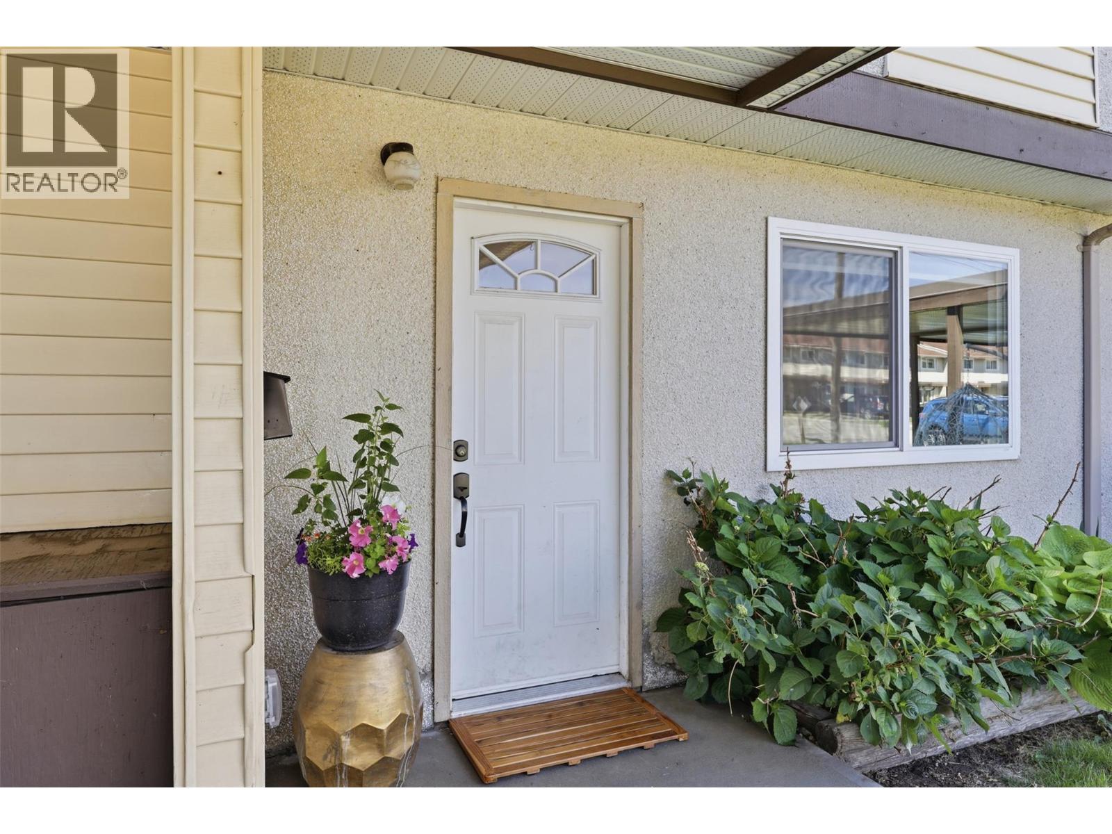 #55 1697 Greenfield Avenue - 3