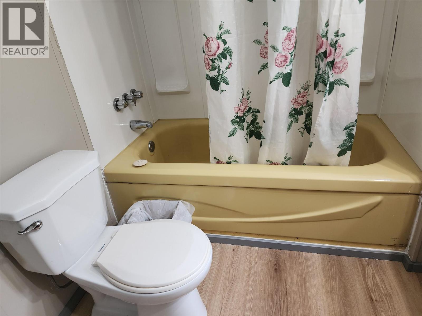 6105 Sleepy Hollow Road - Image 6