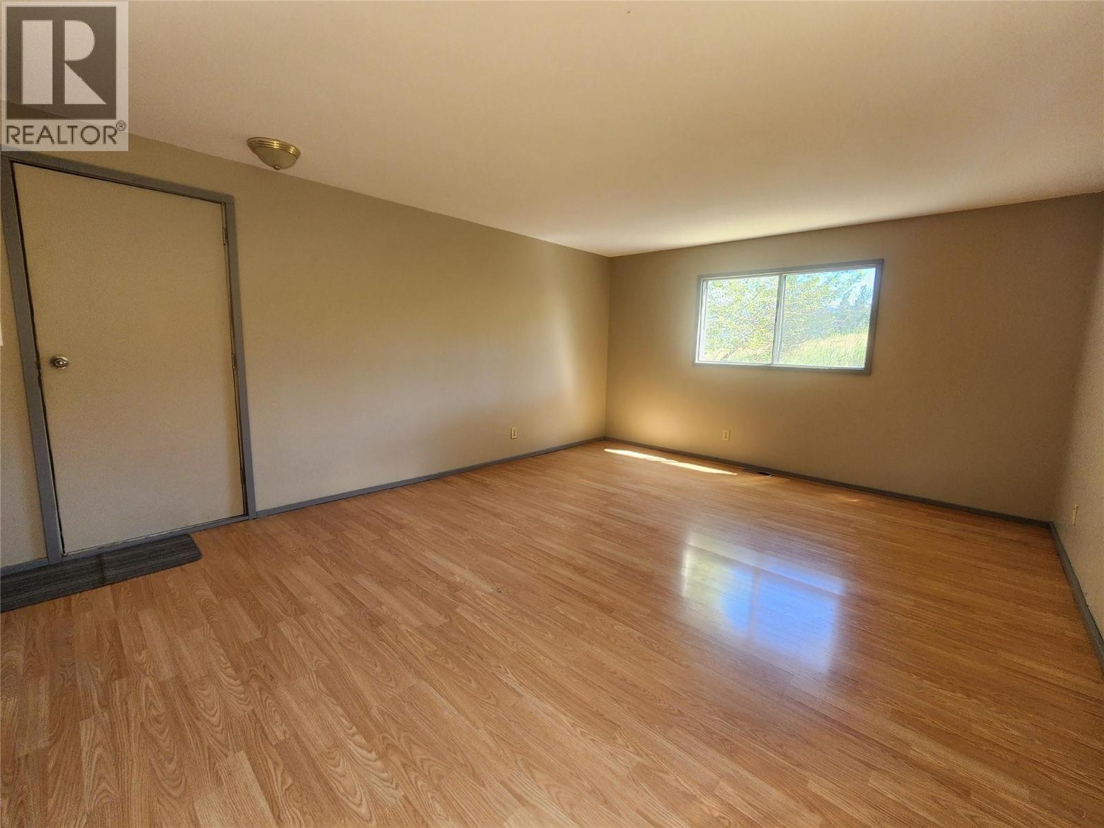 6105 Sleepy Hollow Road - Image 9