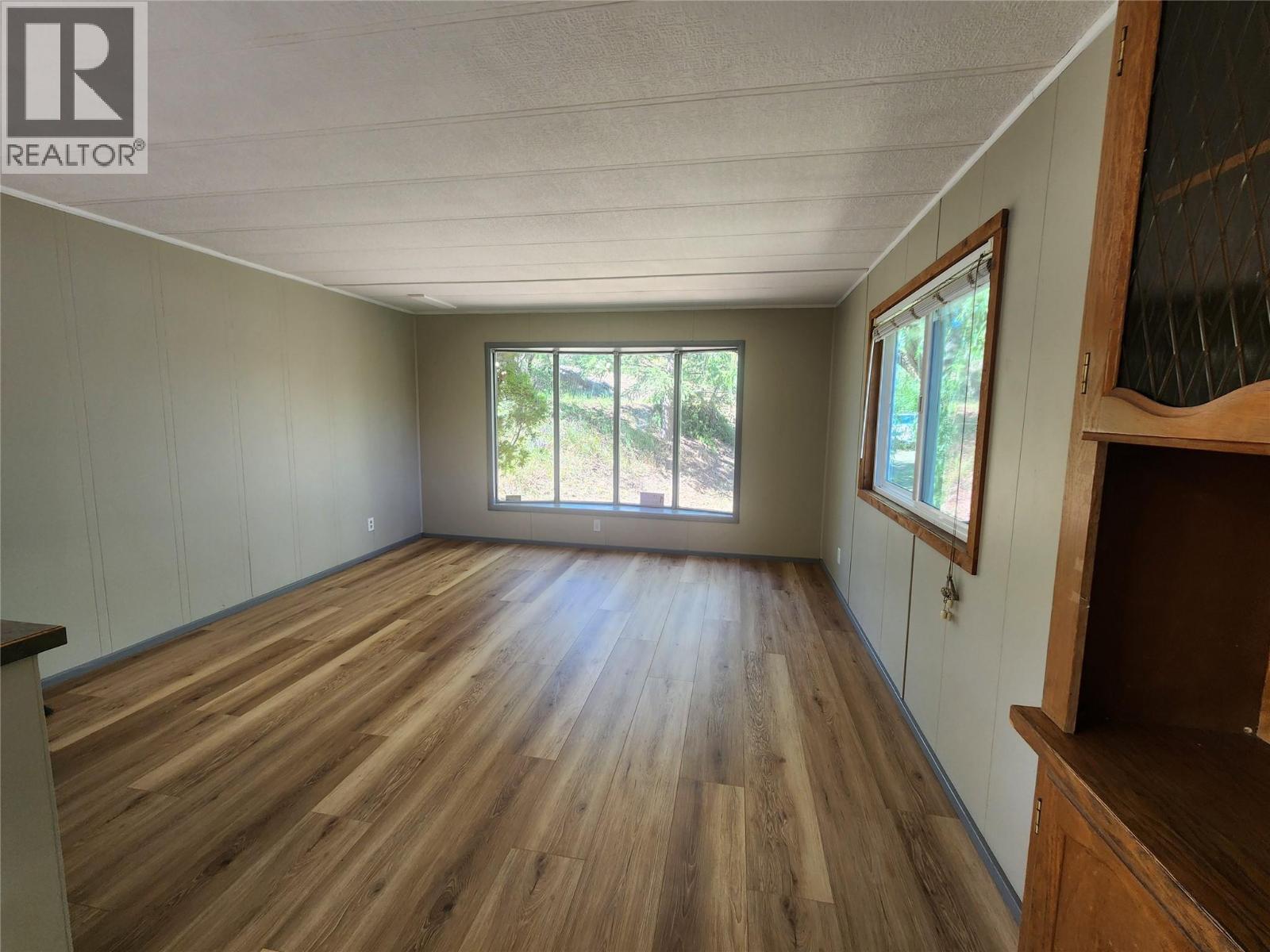 6105 Sleepy Hollow Road - Image 3