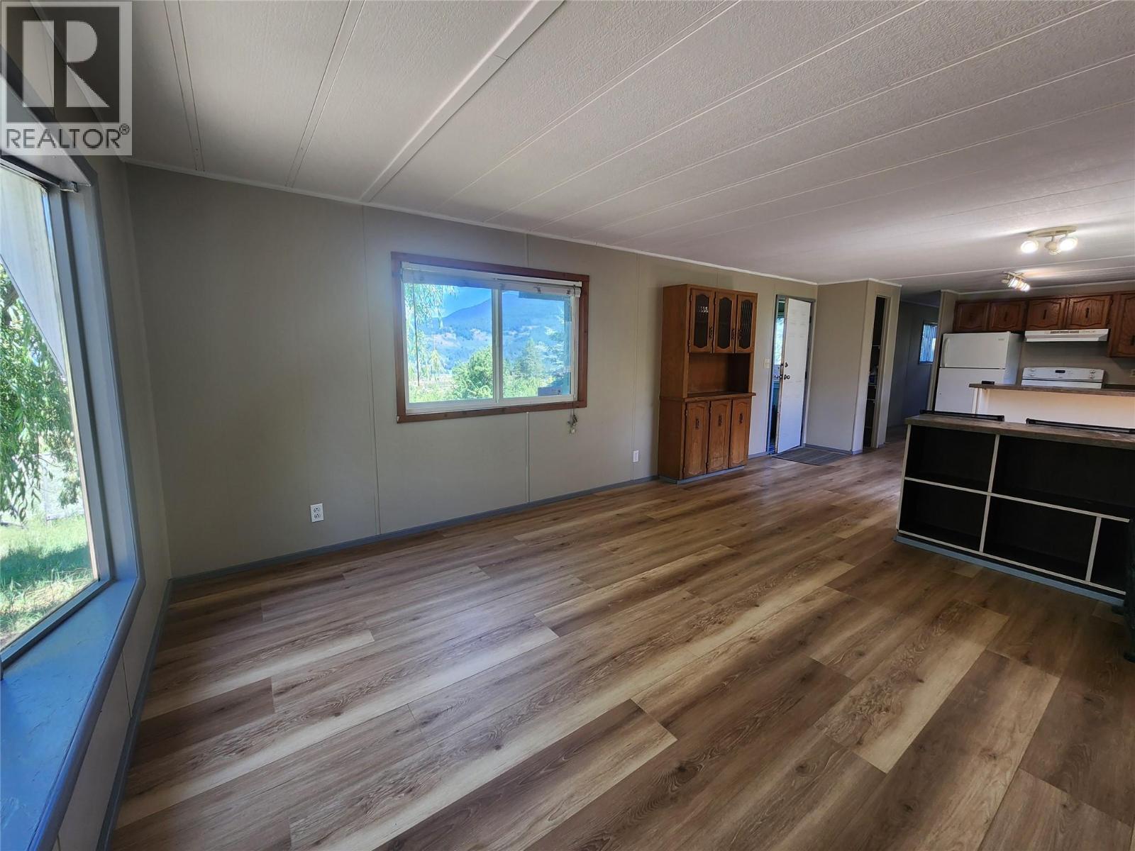 6105 Sleepy Hollow Road - 4