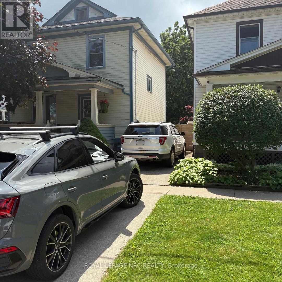 78 RUSSELL AVENUE - 37