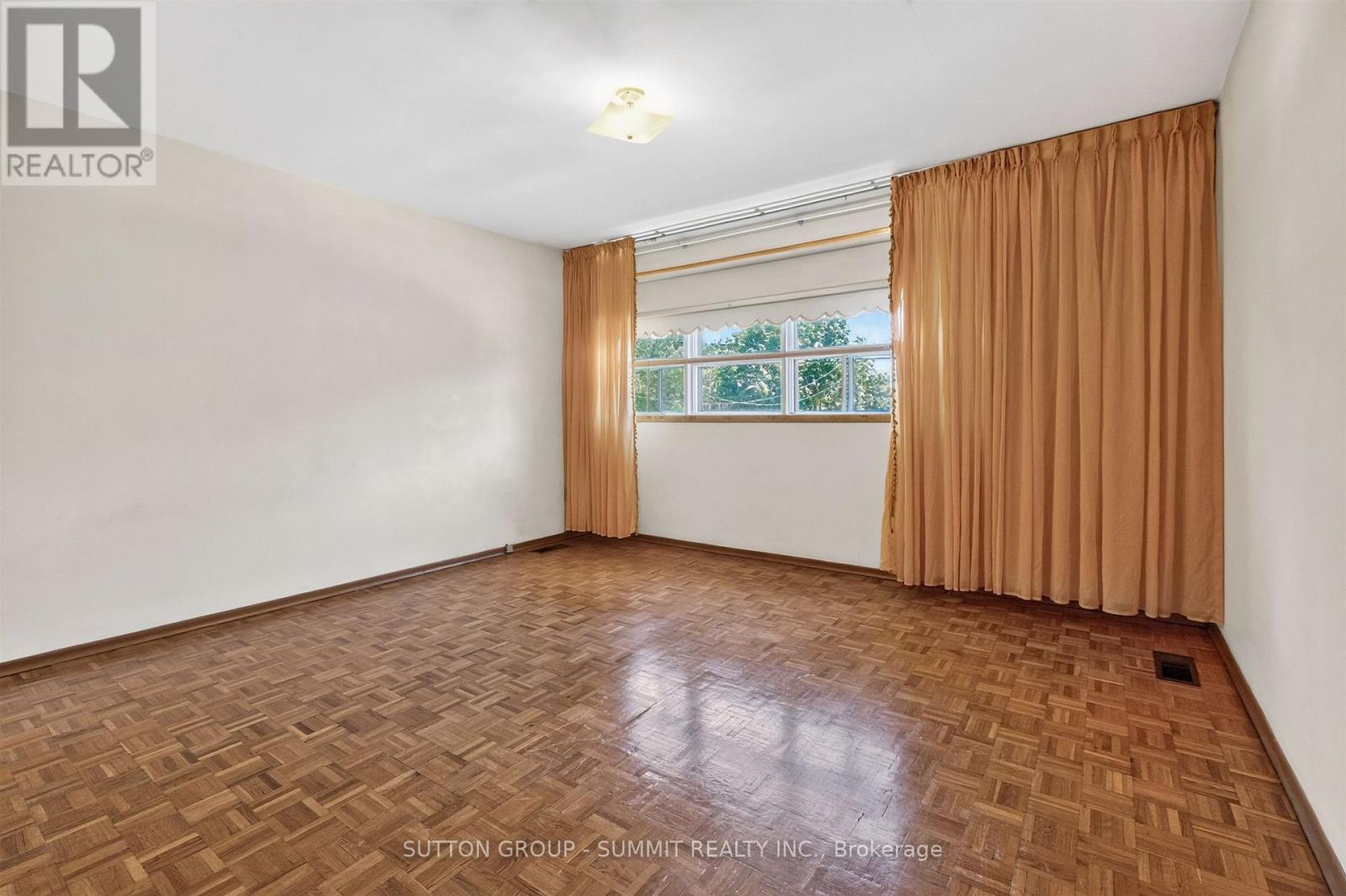20 RUTLAND STREET - 27