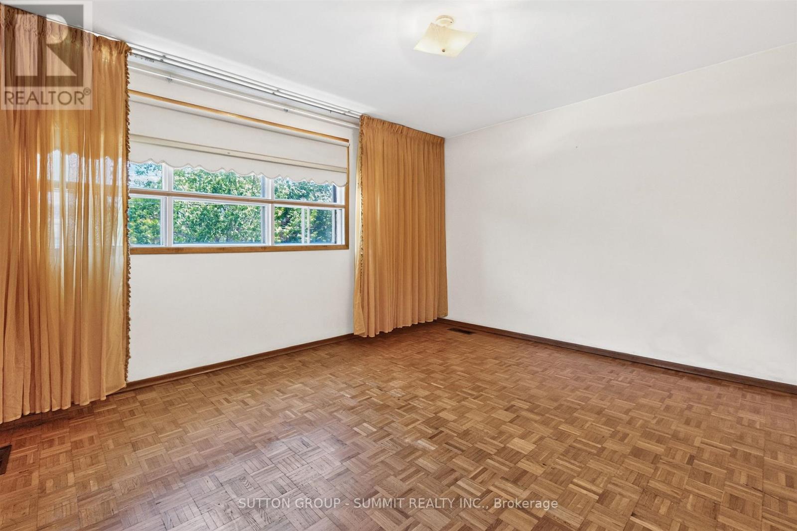 20 RUTLAND STREET - 28