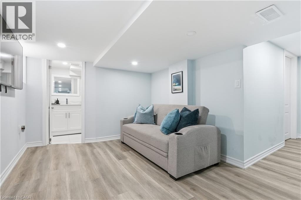 141 MCANULTY Boulevard - 28