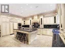 Kitchen - 160 Renaissance Court, Vaughan, ON L4J7W4 Photo 14