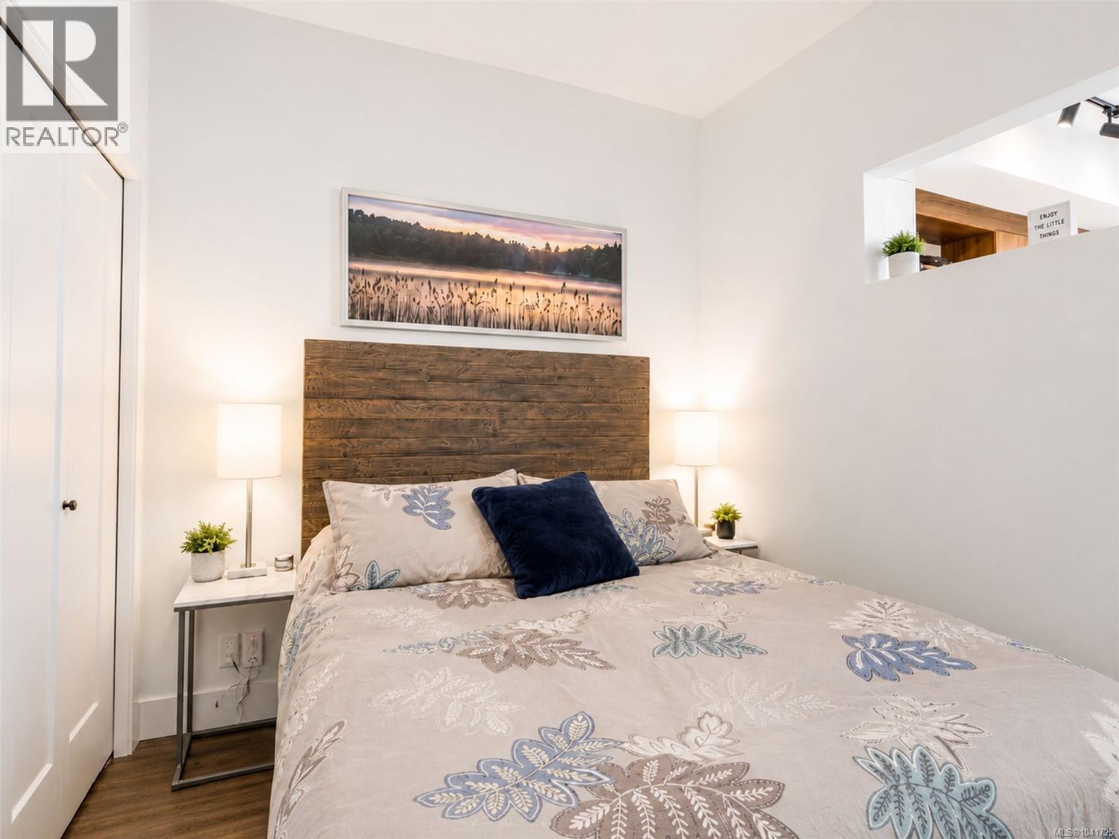 #415 515 Chatham St - Image 16