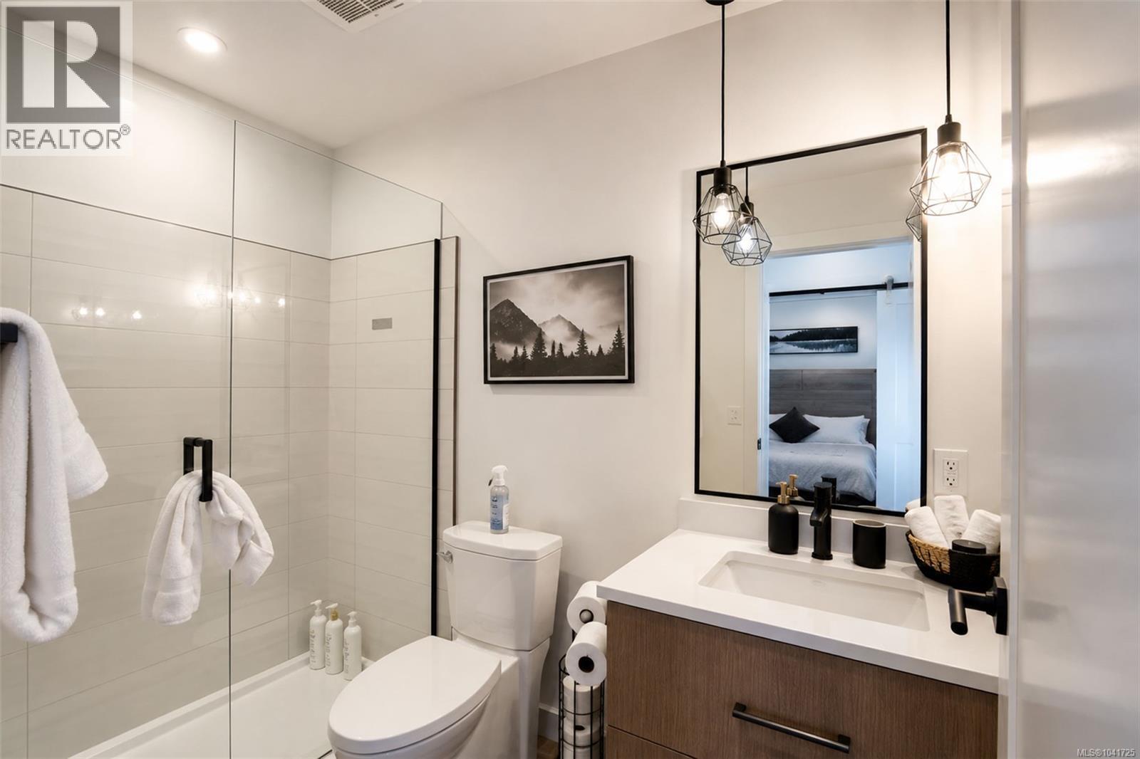 #415 515 Chatham St - Image 18