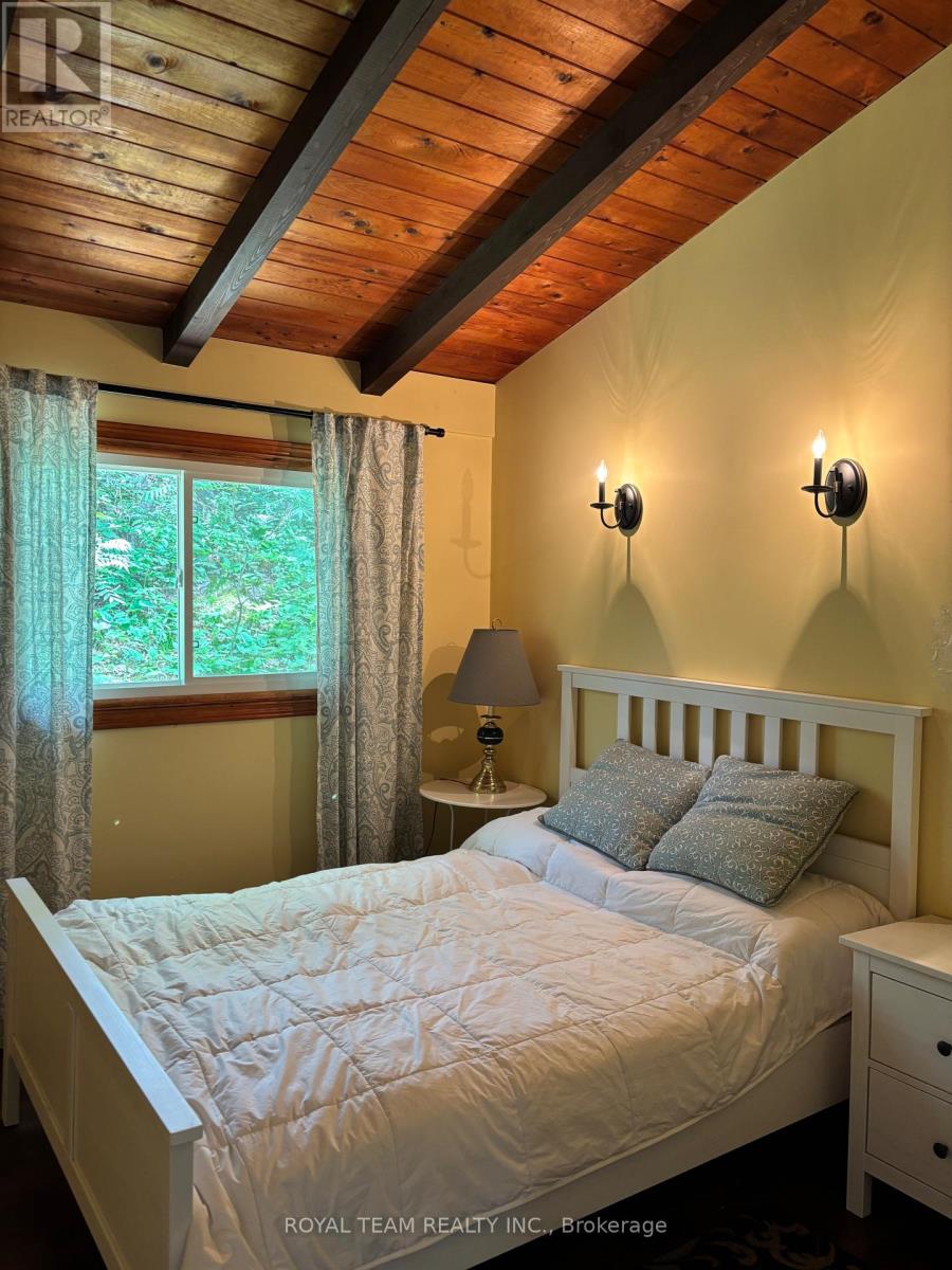 1851 DEEP BAY ROAD - 22