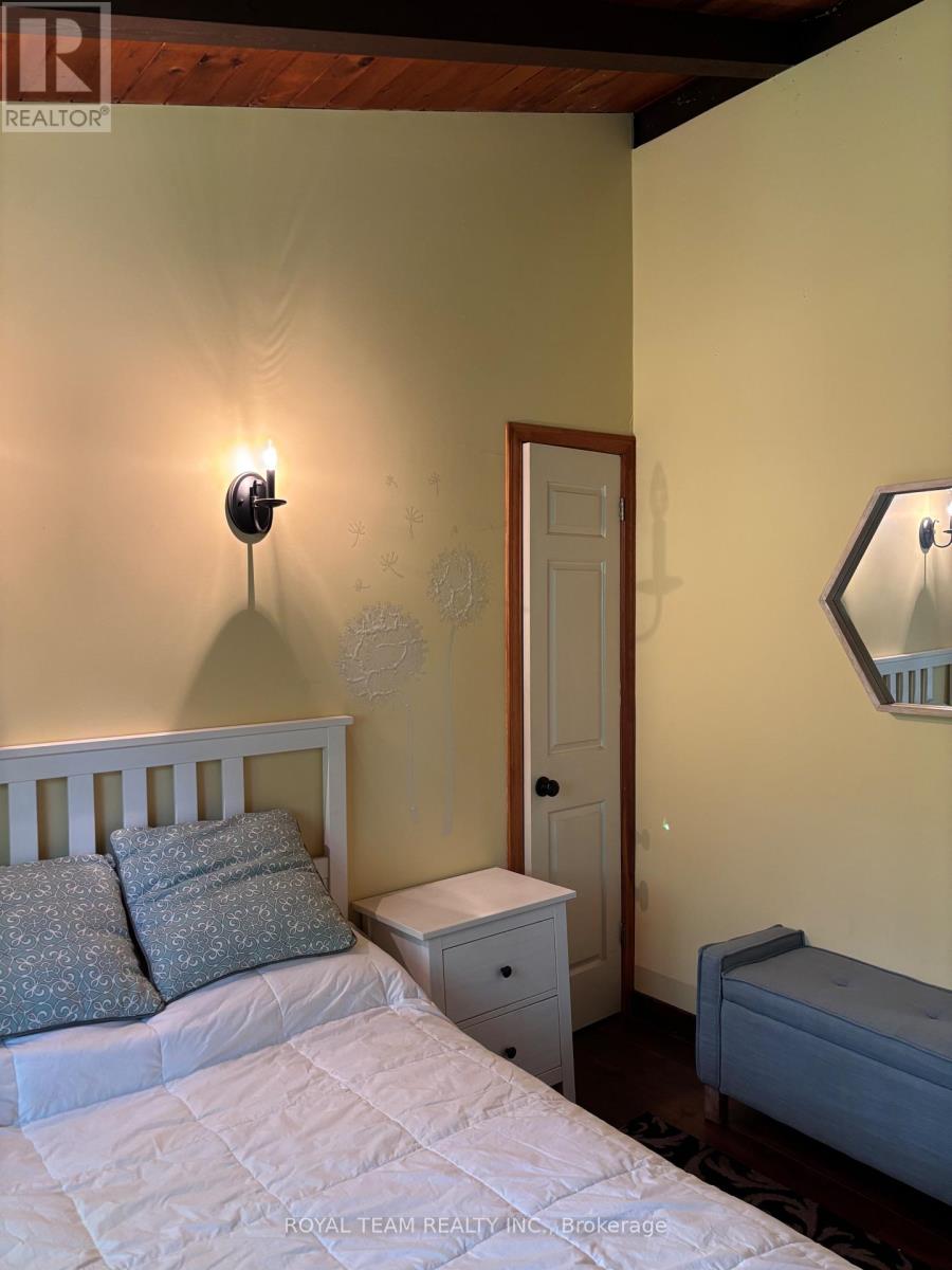 1851 DEEP BAY ROAD - 23