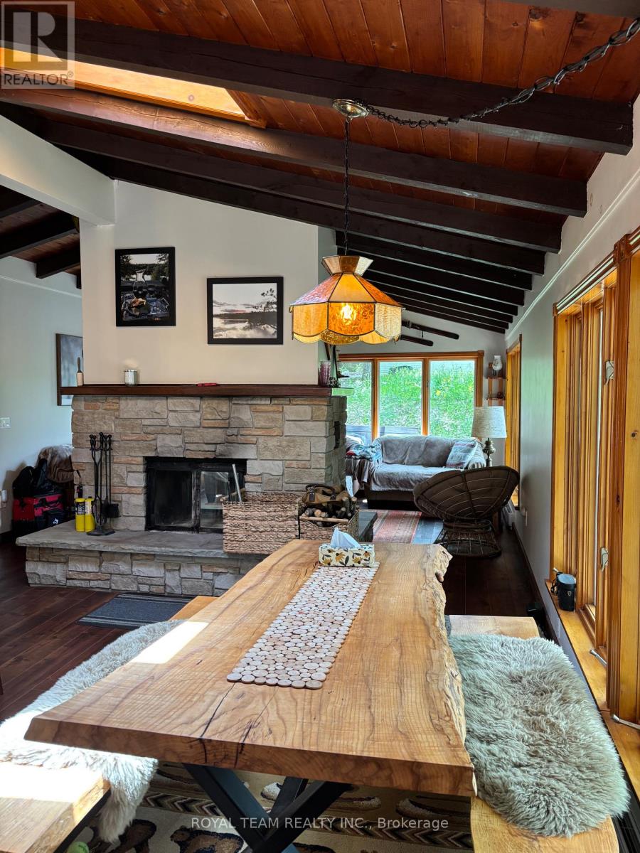 1851 DEEP BAY ROAD - 7