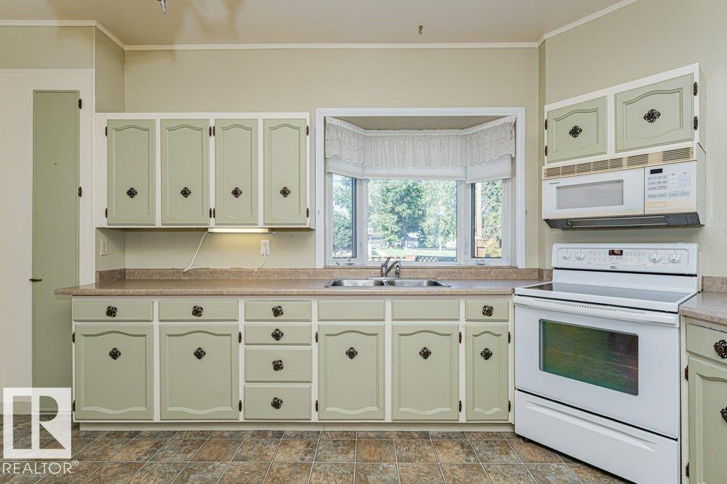 4 JUBILEE DR - 39