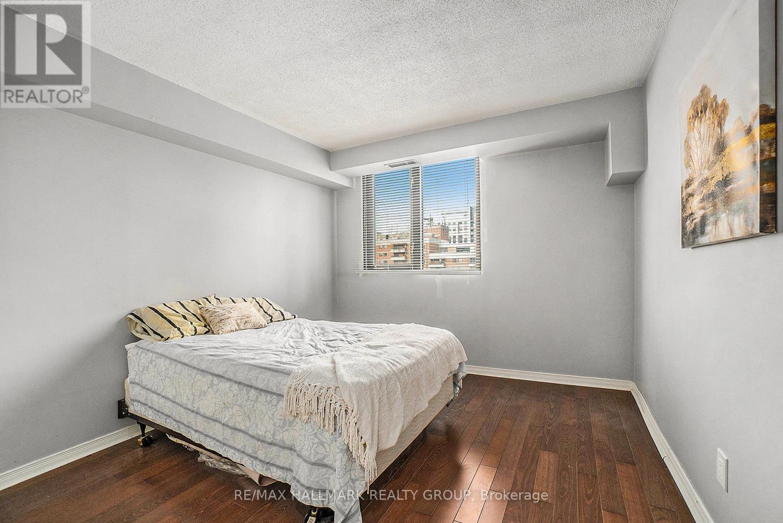 #1102 200 BAY STREET - 12