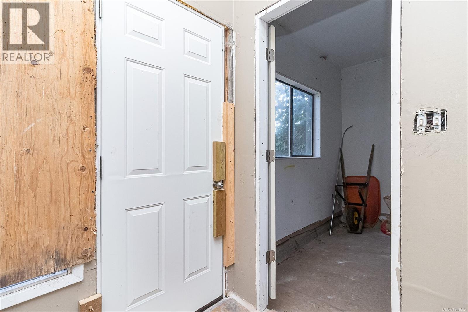 3351 Betula Pl - 6