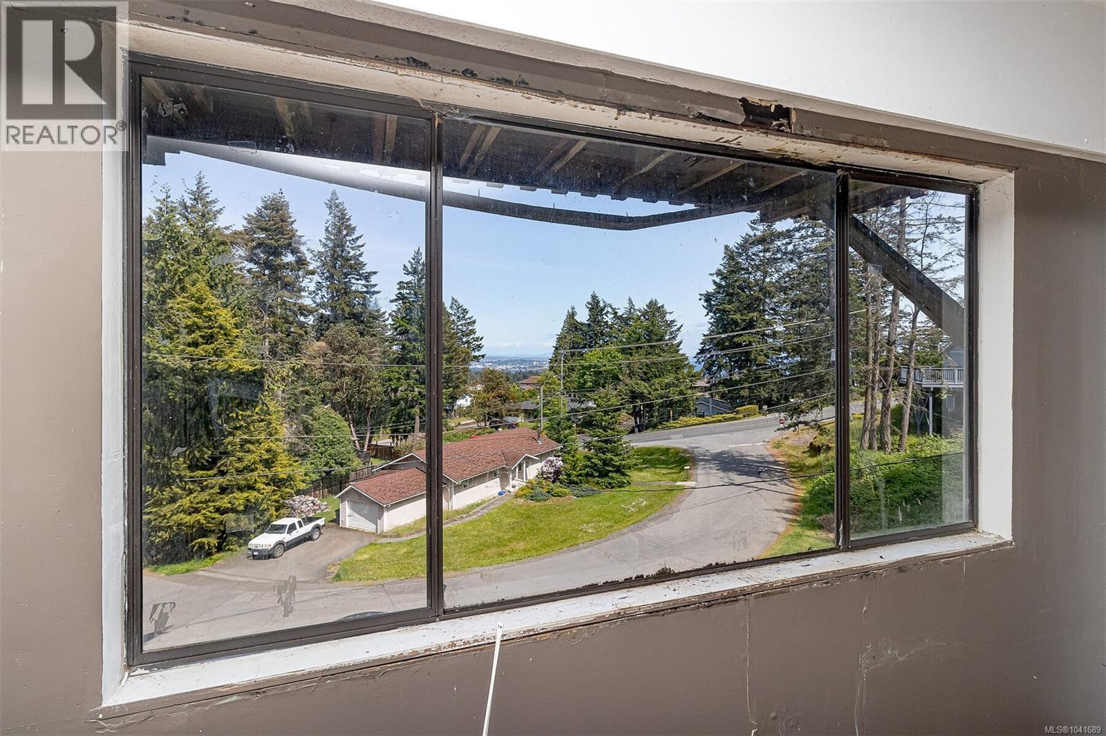 3351 Betula Pl - 8