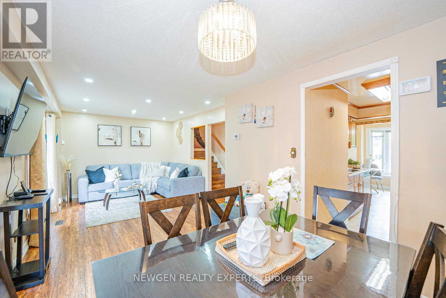 1 WOLVERTON CRESCENT - 11