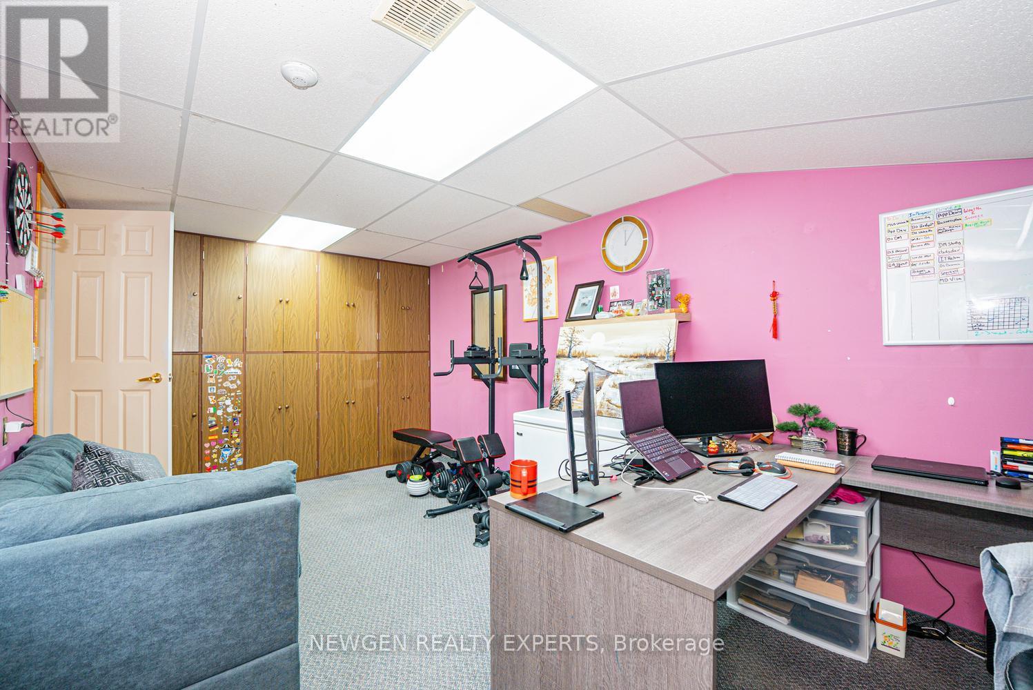 1 WOLVERTON CRESCENT - 38