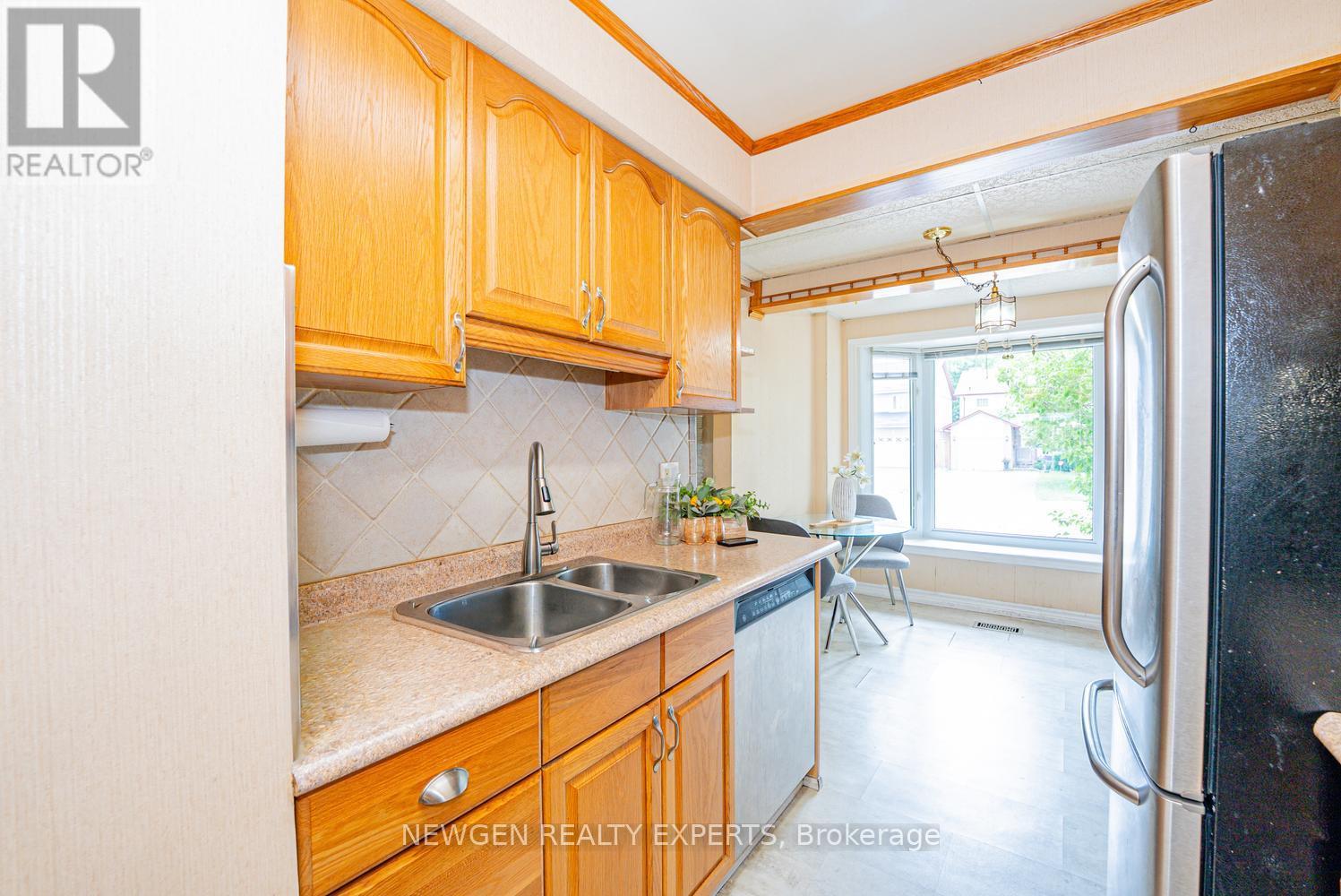 1 WOLVERTON CRESCENT - 19