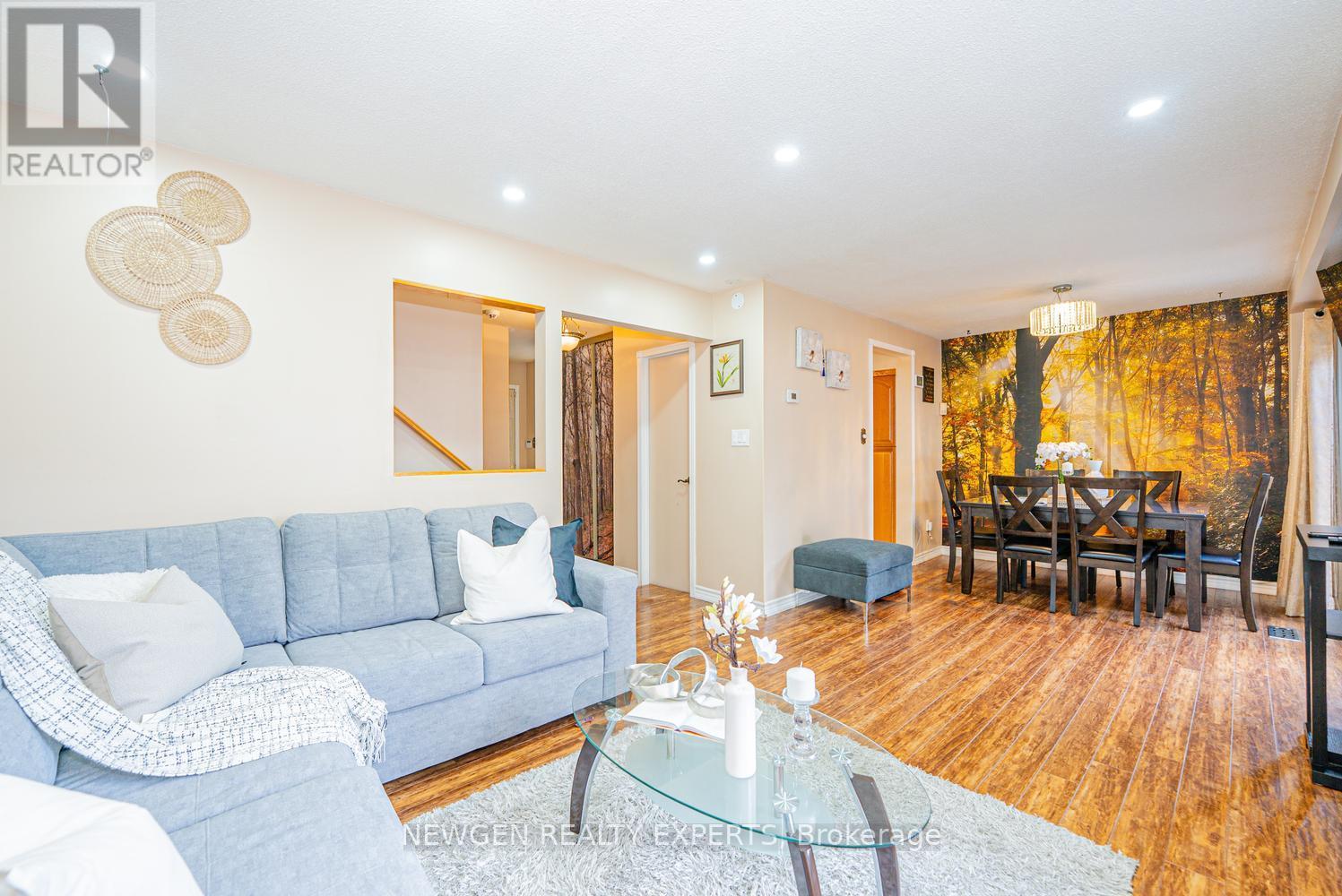 1 WOLVERTON CRESCENT - 7