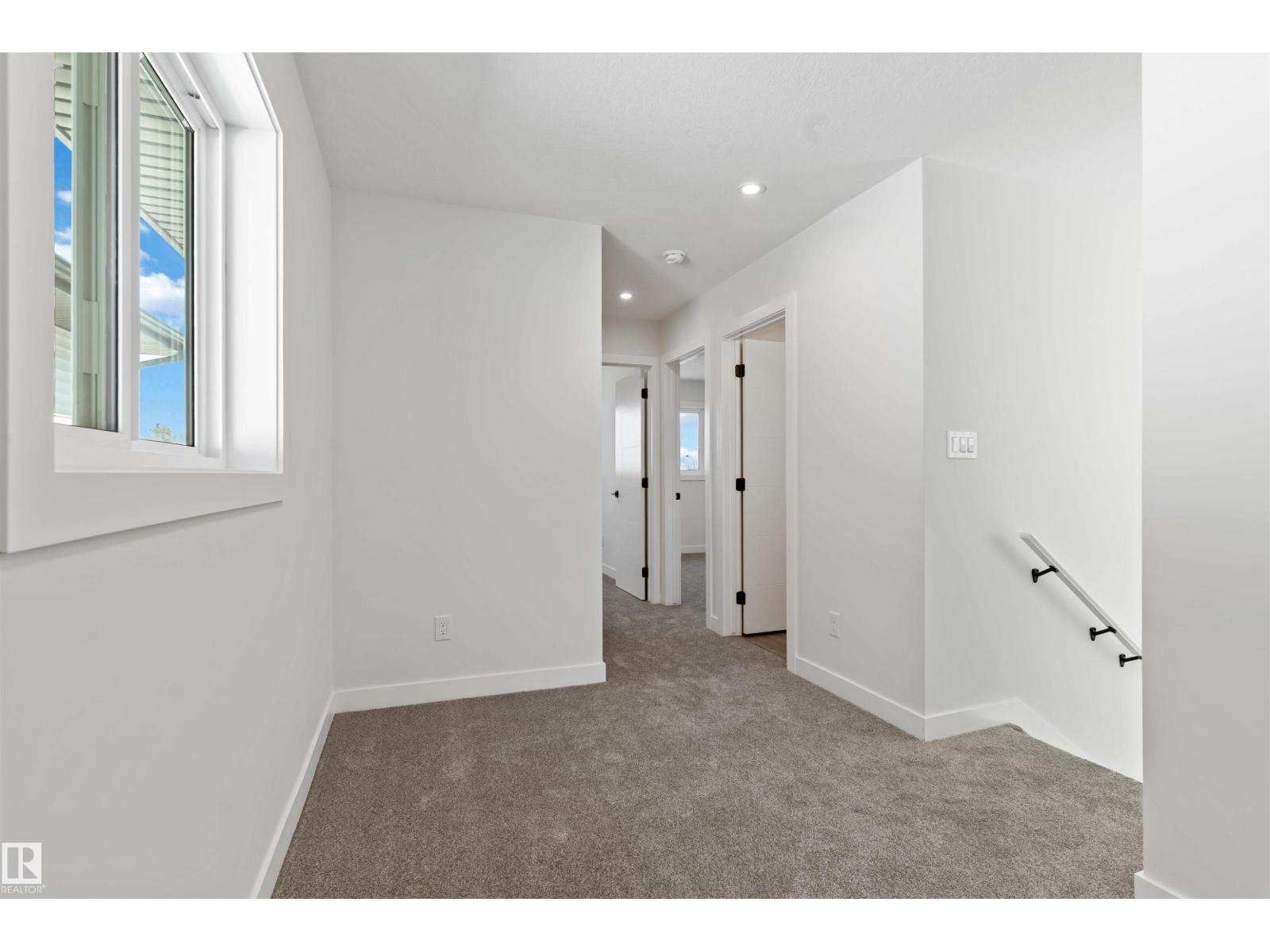 12427 47 ST NW - 14