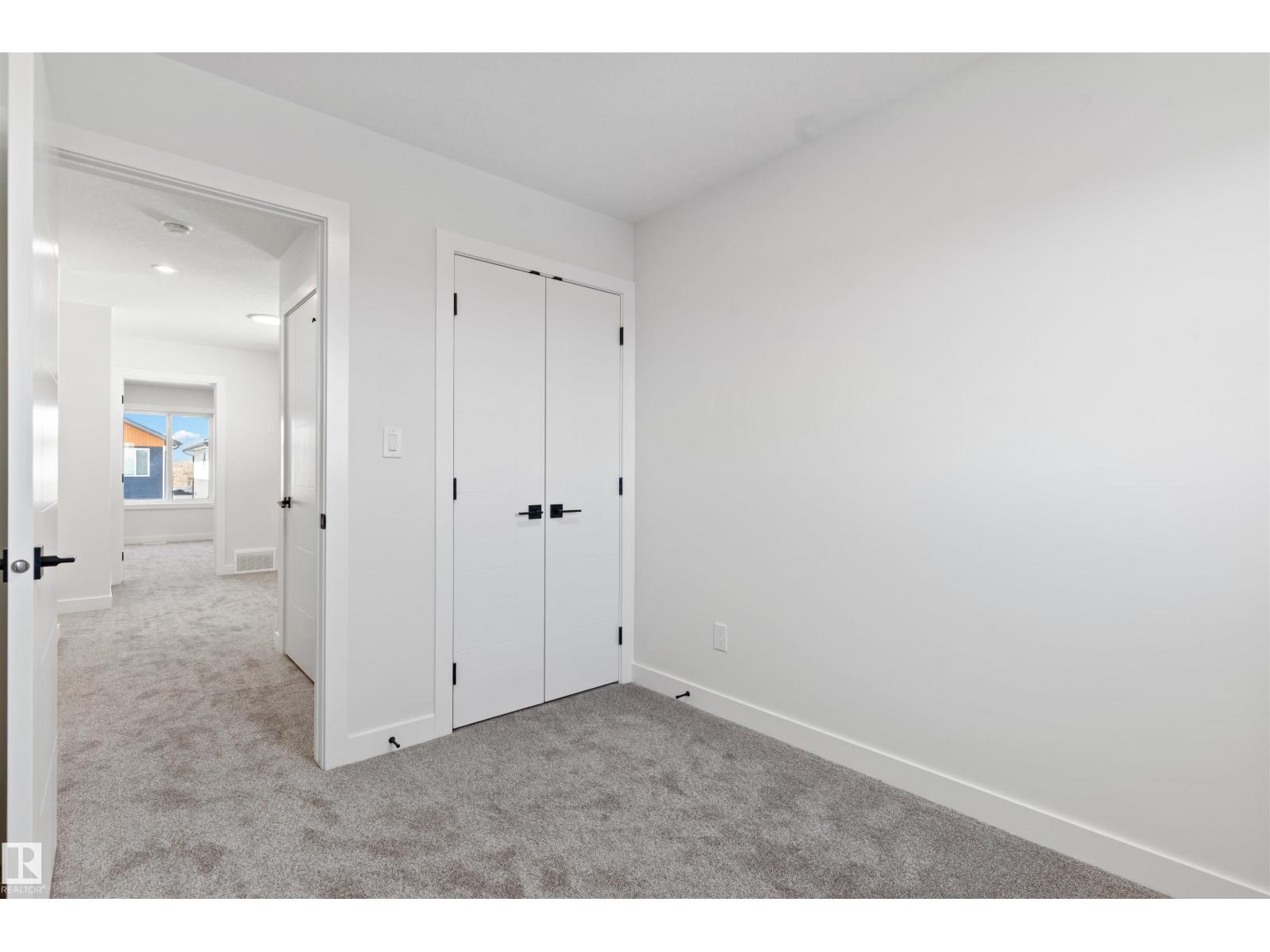 12427 47 ST NW - 19