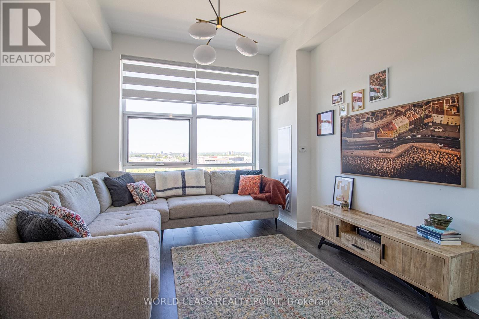 Photo of 1787 St. Clair Avenue
