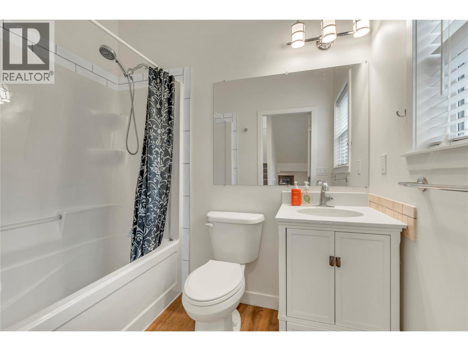 318 Hidden Valley Road - 20