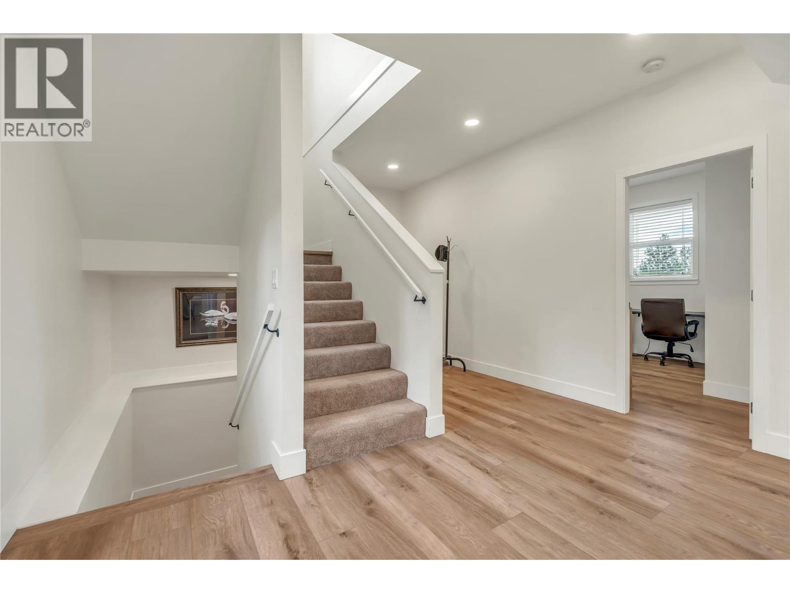 318 Hidden Valley Road - 23