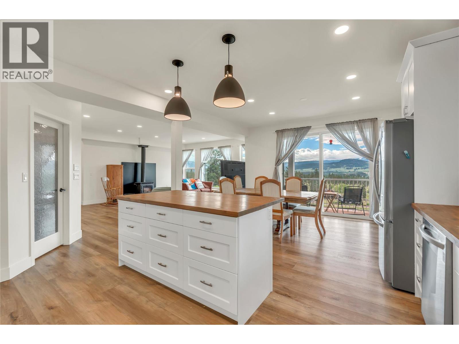 318 Hidden Valley Road - Image 8