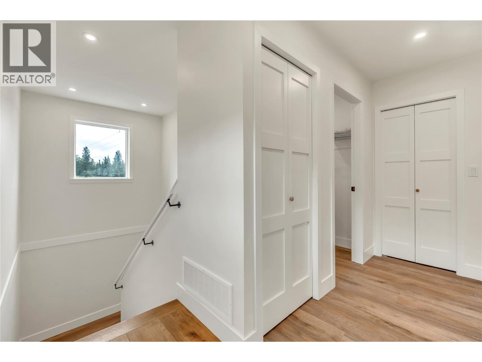 318 Hidden Valley Road - 24
