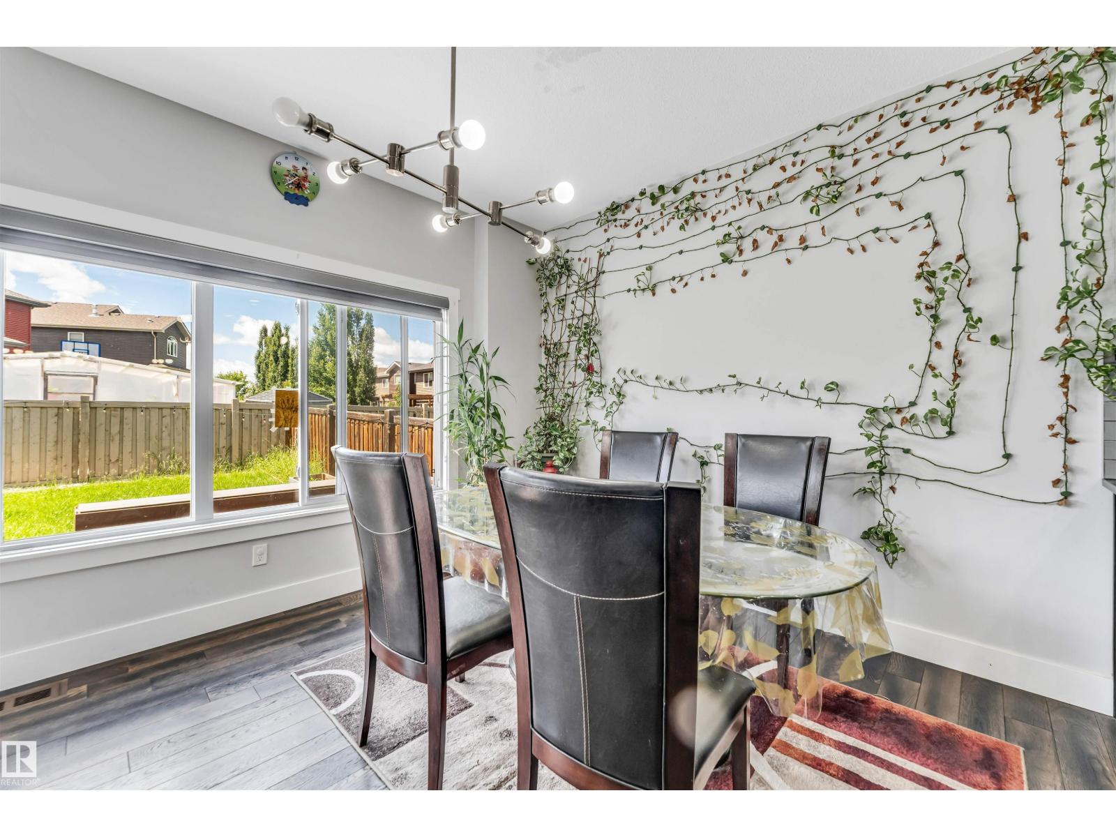 8516 216 ST NW — photo 9