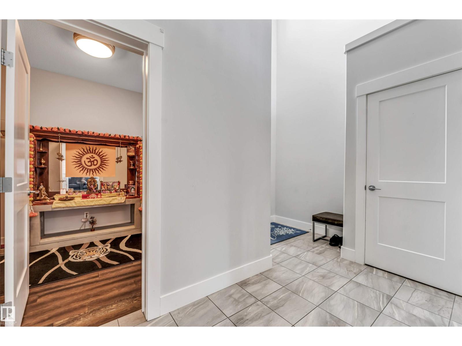 8516 216 ST NW - 16