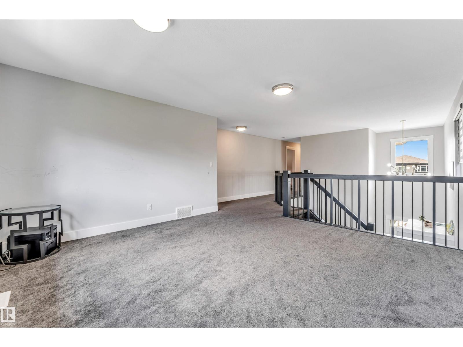 8516 216 ST NW - 24