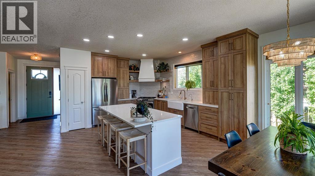 106 Derochie Drive W — photo 10
