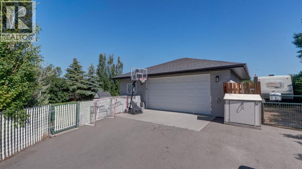 106 Derochie Drive W — photo 6