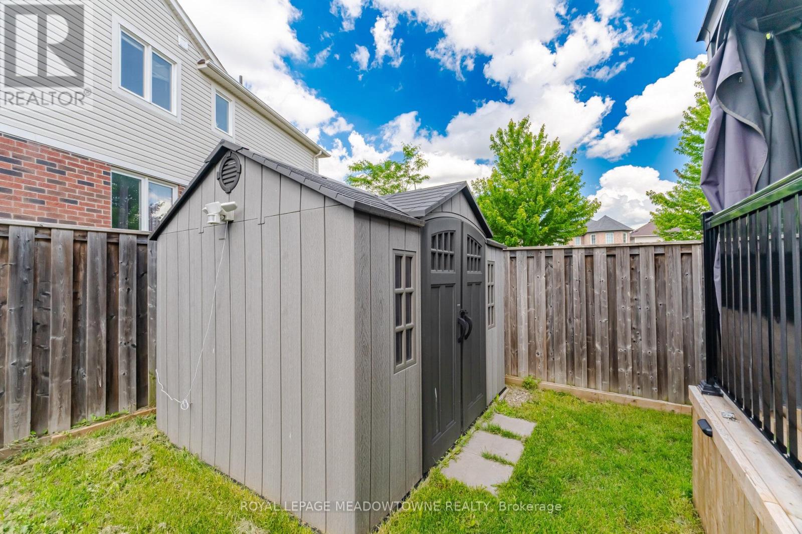 214 JOHN W. TAYLOR AVENUE W - 43