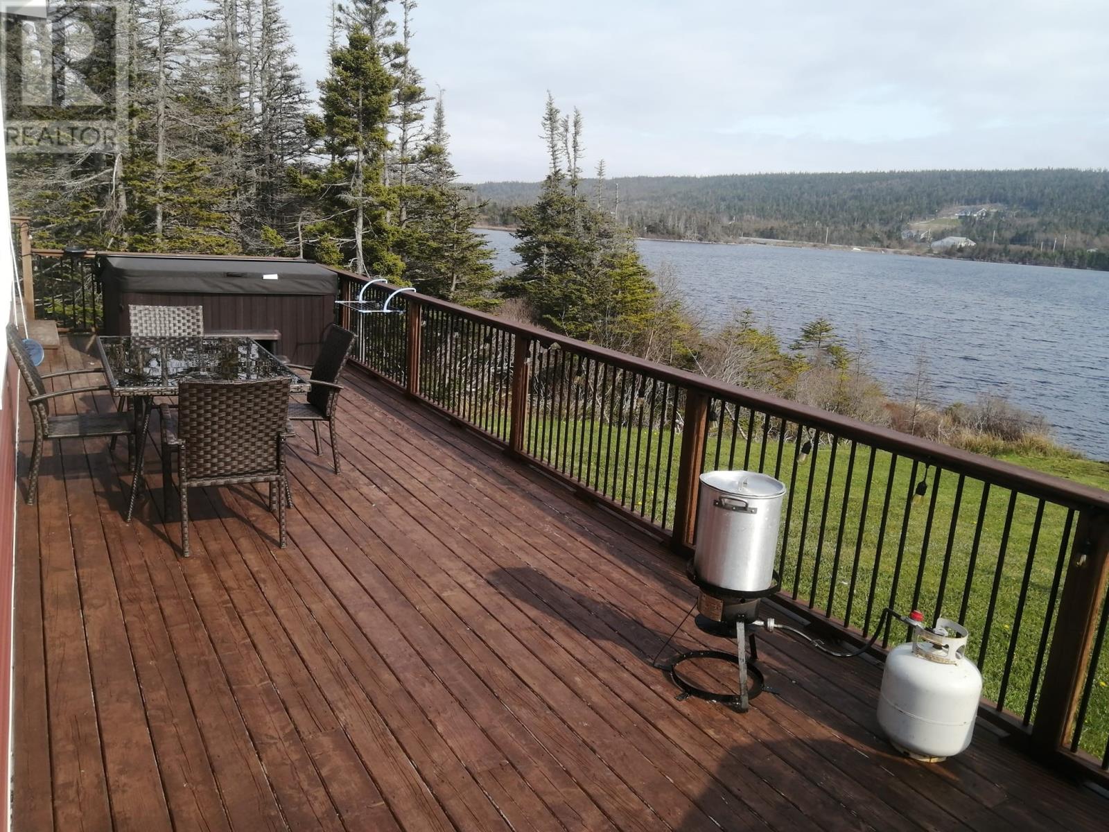 6 Island Pond Place - 46