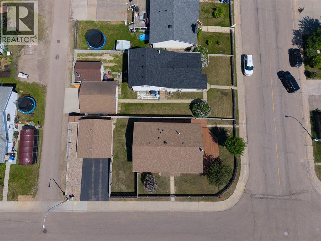 100 Caldwell Crescent - photo 3