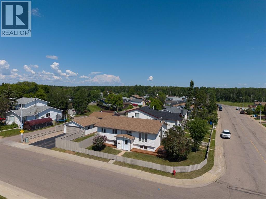 100 Caldwell Crescent — photo 50