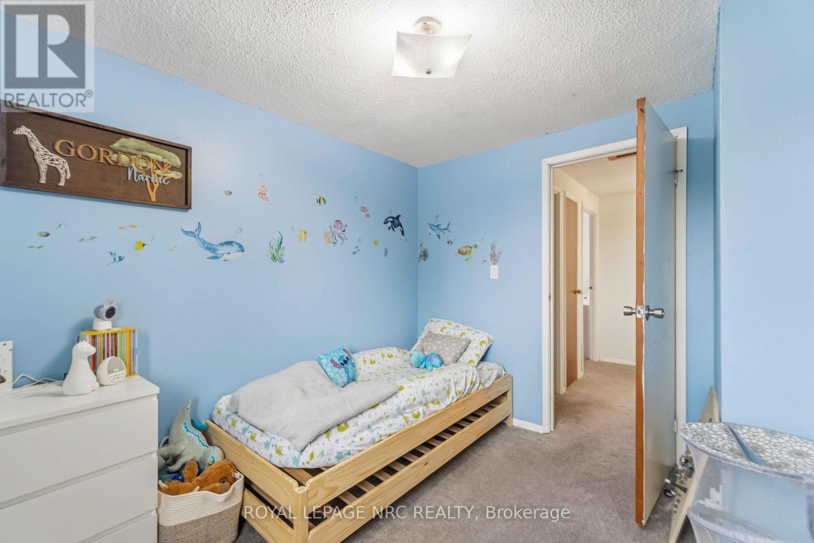 27 CANTERBURY DRIVE - 19