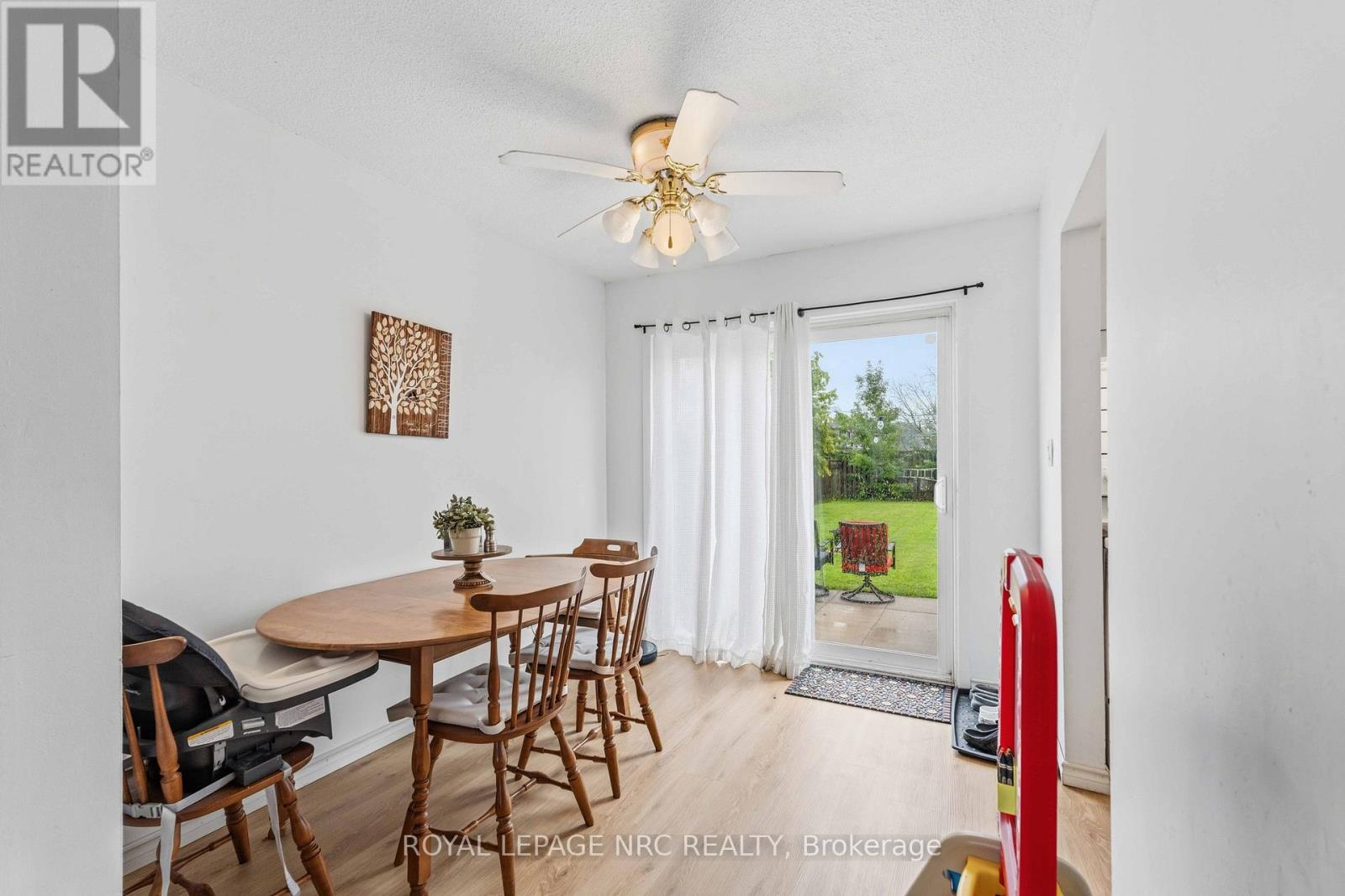 27 CANTERBURY DRIVE - 9