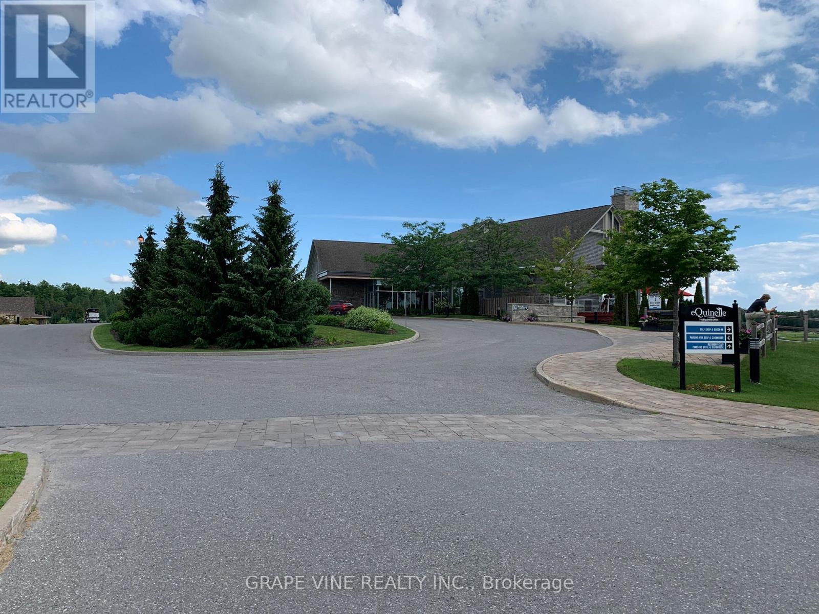 650 FISHER STREET - 44