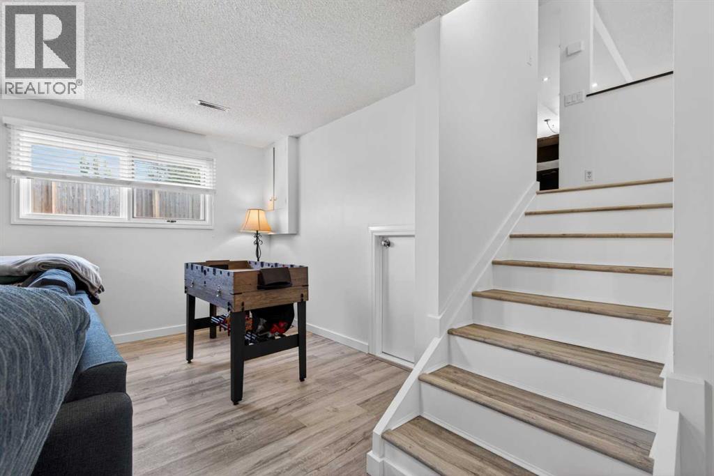 345 9 Street SE - 27