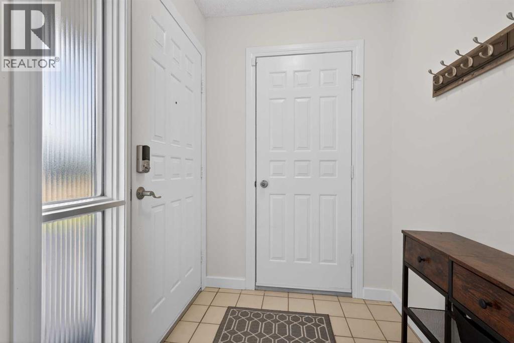 345 9 Street SE - 9