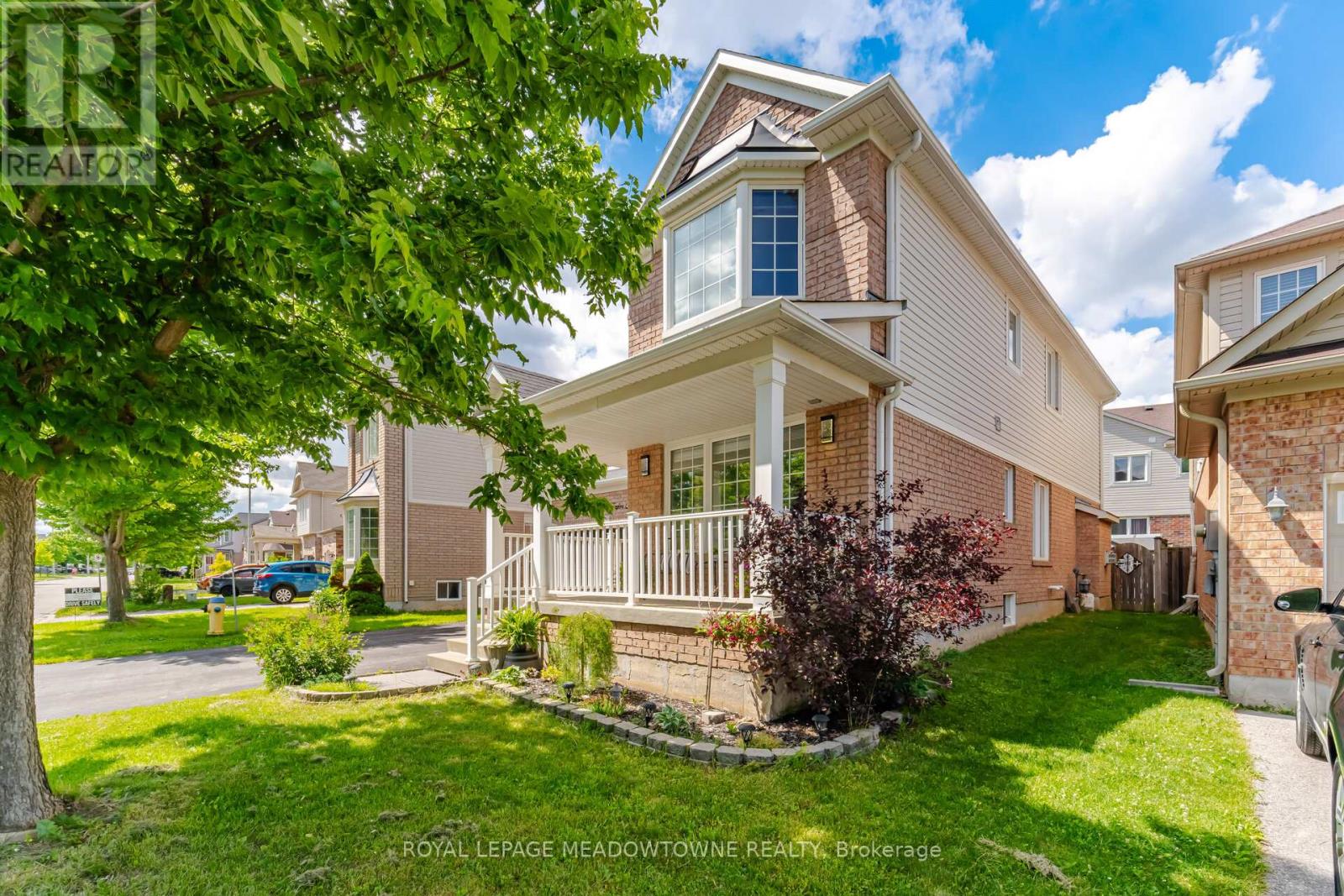 214 JOHN W. TAYLOR AVENUE W - 3