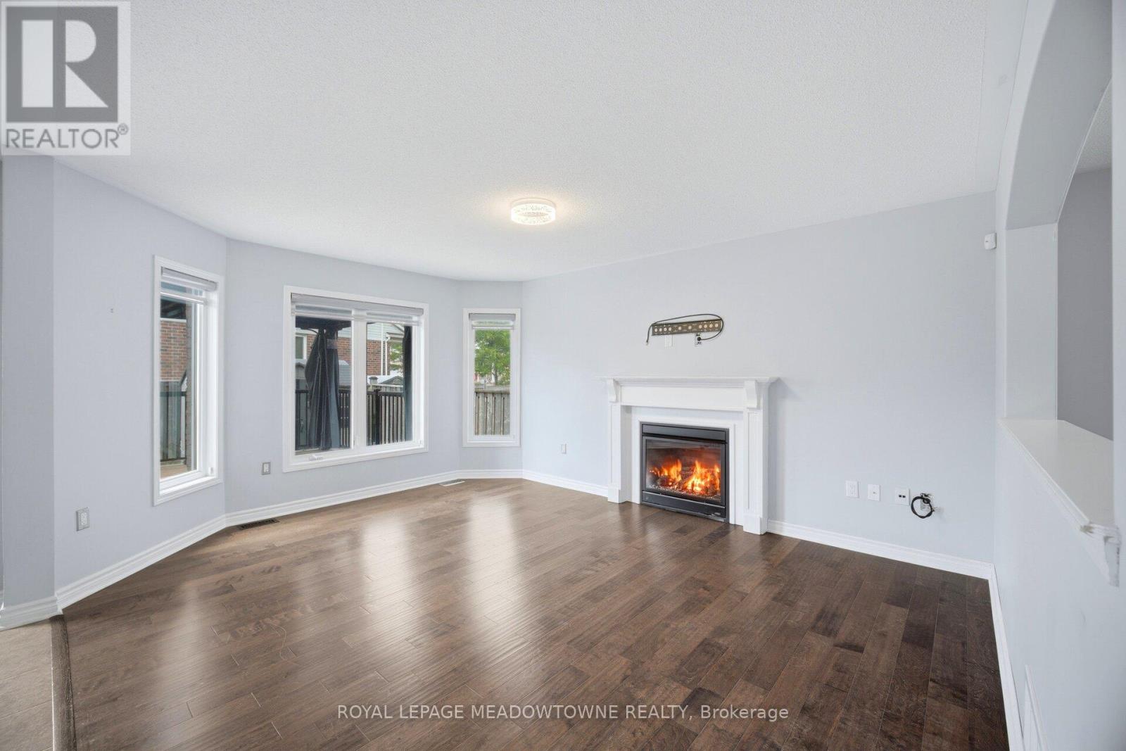 214 JOHN W. TAYLOR AVENUE W - 18