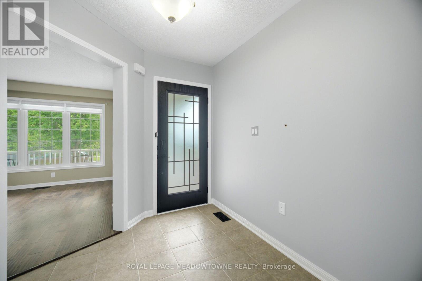 214 JOHN W. TAYLOR AVENUE W - 5